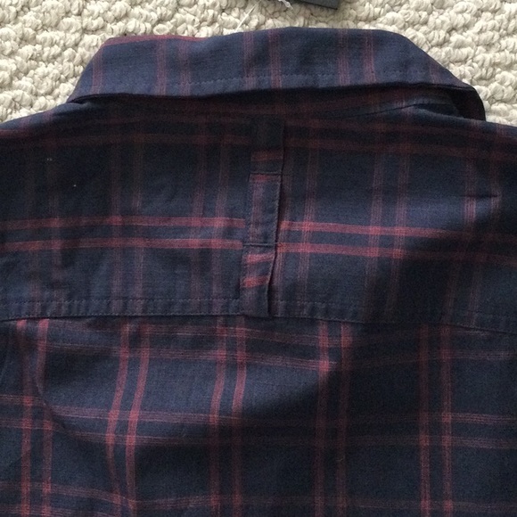 NWT The North Face short sleeve plaid button down shirt - Picture 3 of 4